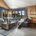 4 Bedroom Gorgeous In Casa vacanze Rauland