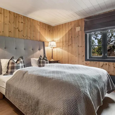 4 Bedroom Gorgeous In