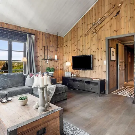 4 Bedroom Gorgeous In Ferienhaus