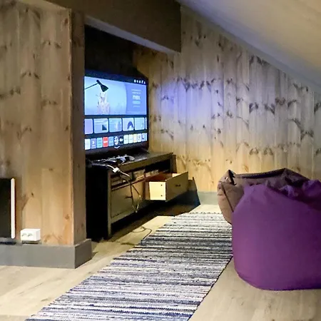 4 Bedroom Gorgeous In