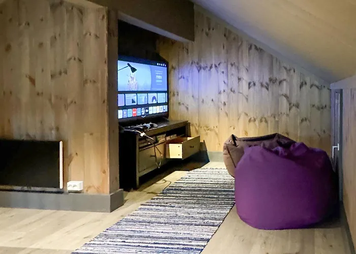 4 Bedroom Gorgeous In